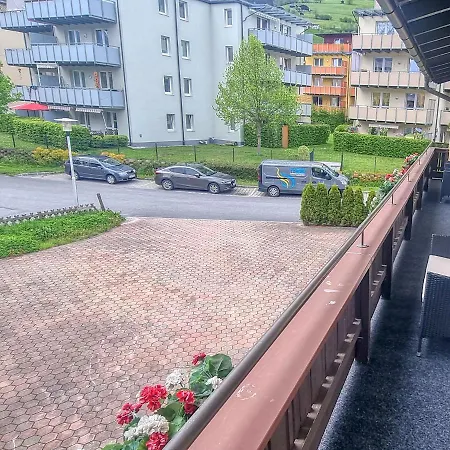 Bora 1 By Alpen Daire Zell am See